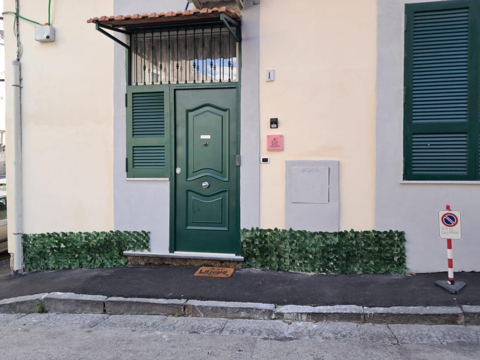 La Petite Maison เนเปิลส์ ภายนอก รูปภาพ
